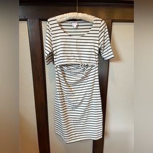 Slim fit maternity/nursing striped dress